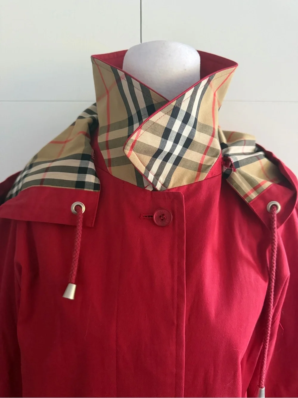 Burberry Red Button Detail Jacket - Picture 3 of 9